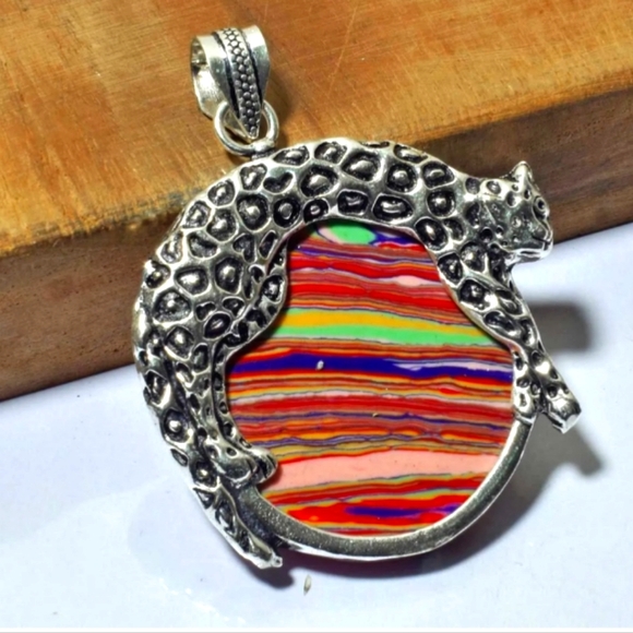 Jewelry - UNISEX JAGUAR OR LEOPARD STERLING SILVER RAINBOW 🌈 CALSILICA PENDANT